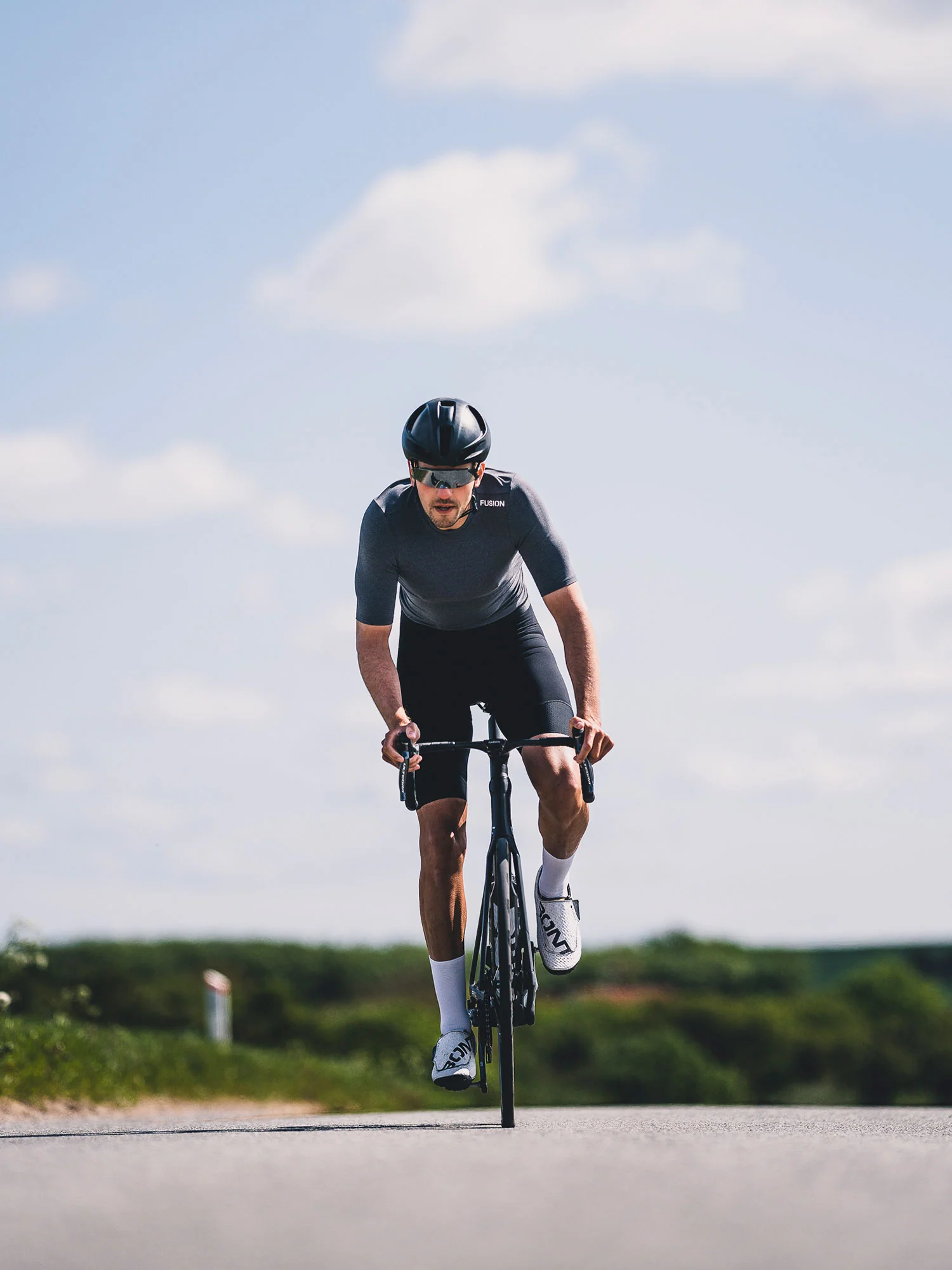 Cycling Training Jersey - Image 4