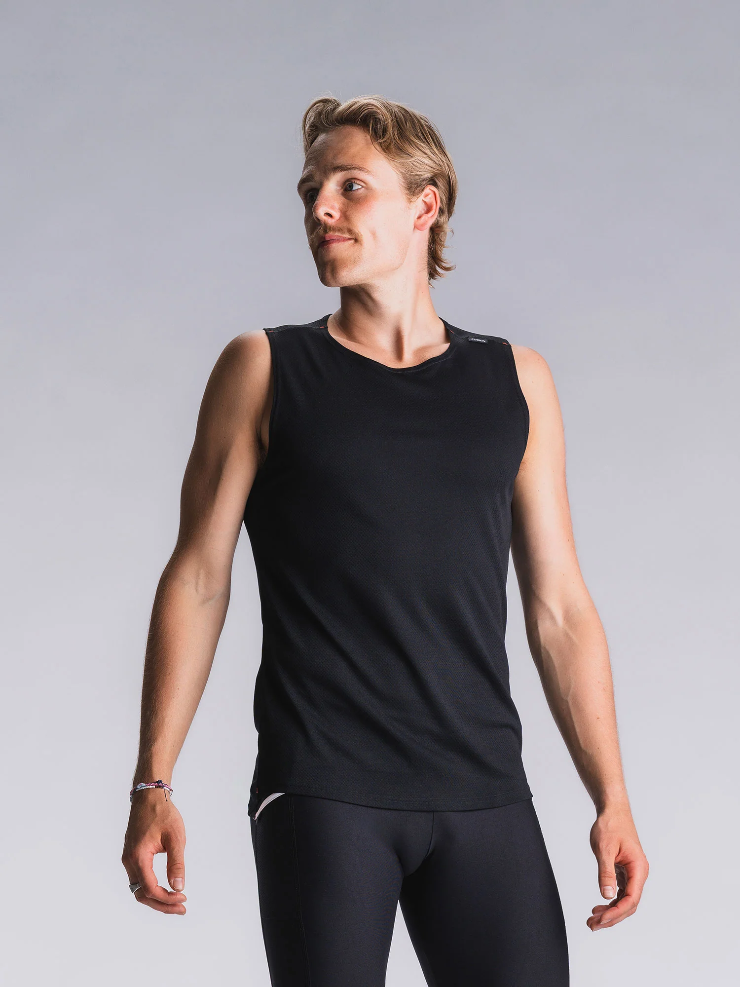 Mens TEMPO! ONE Run Singlet