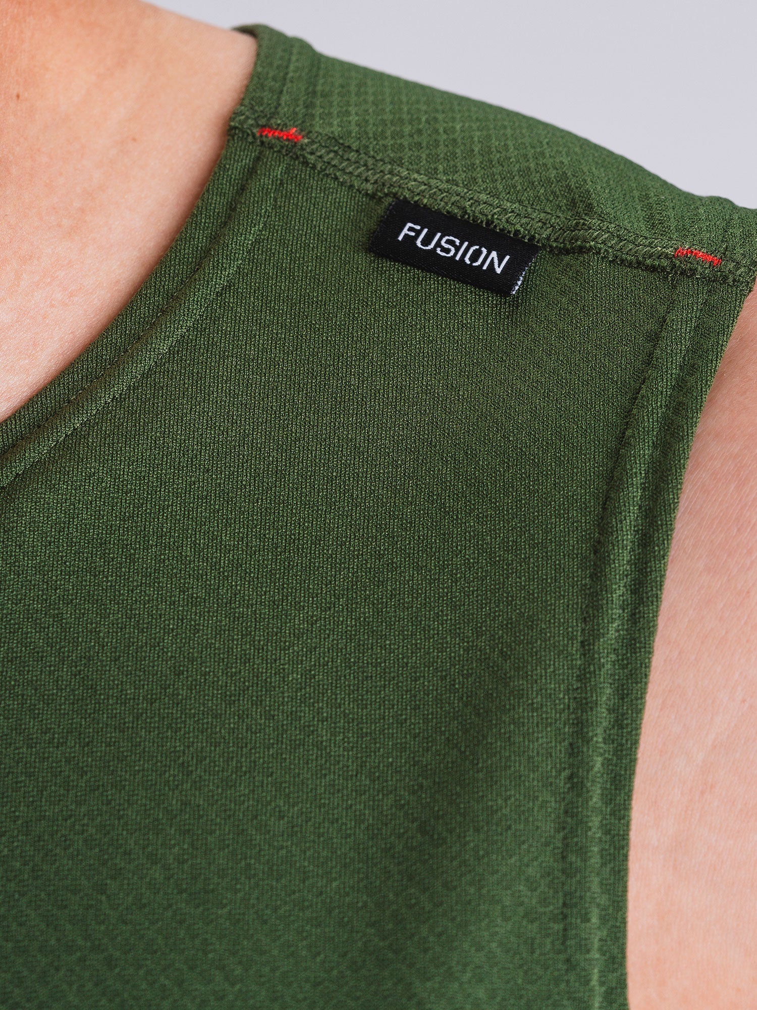Mens TEMPO! ONE Run Singlet - Image 10