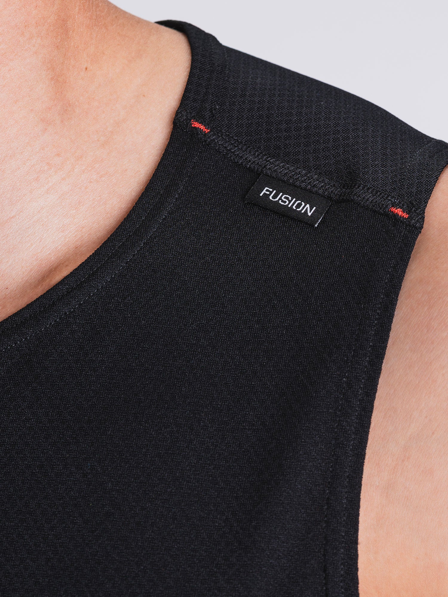 Mens TEMPO! ONE Run Singlet - Image 4