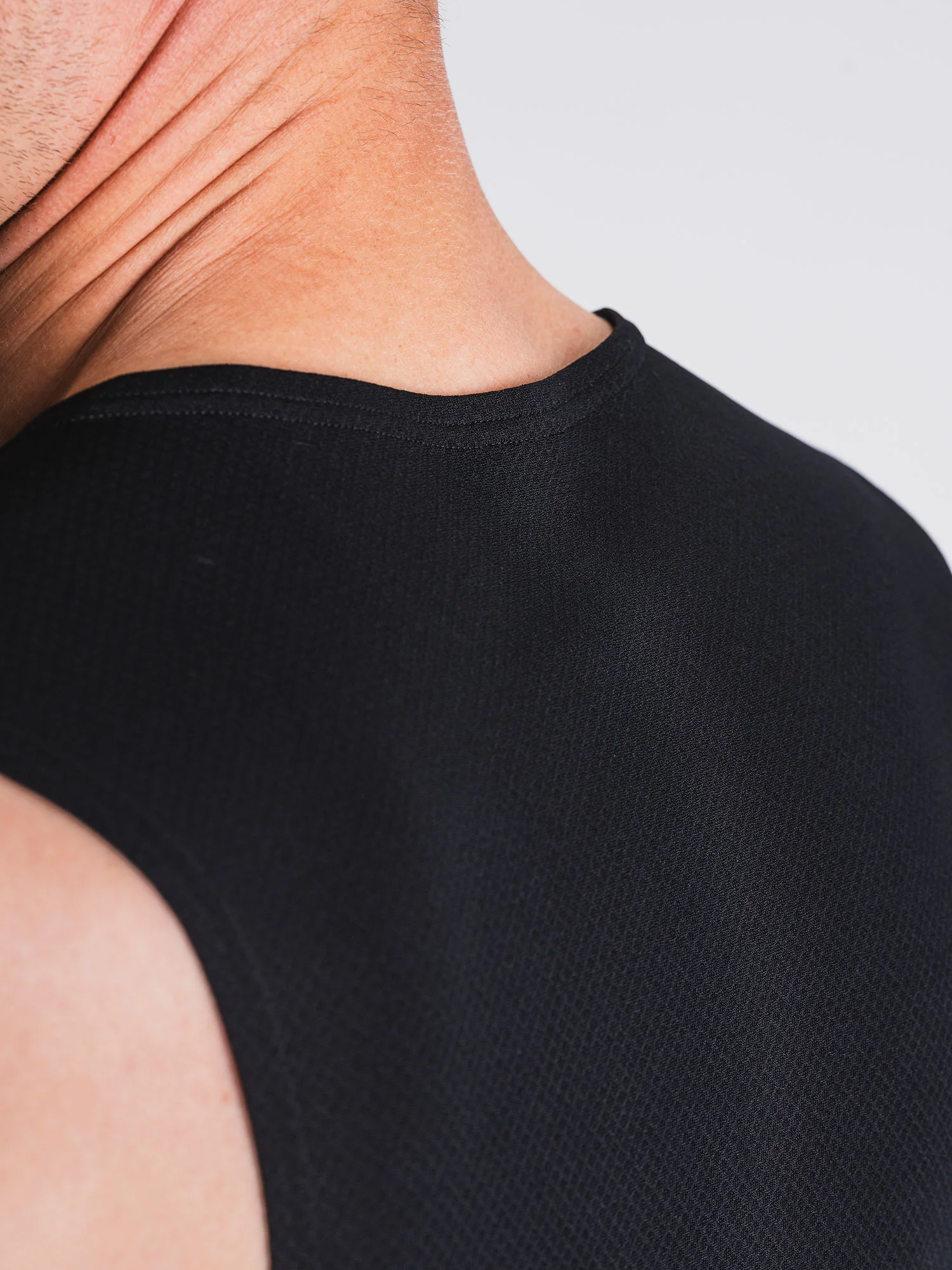 Mens TEMPO! ONE Run Singlet - Image 5