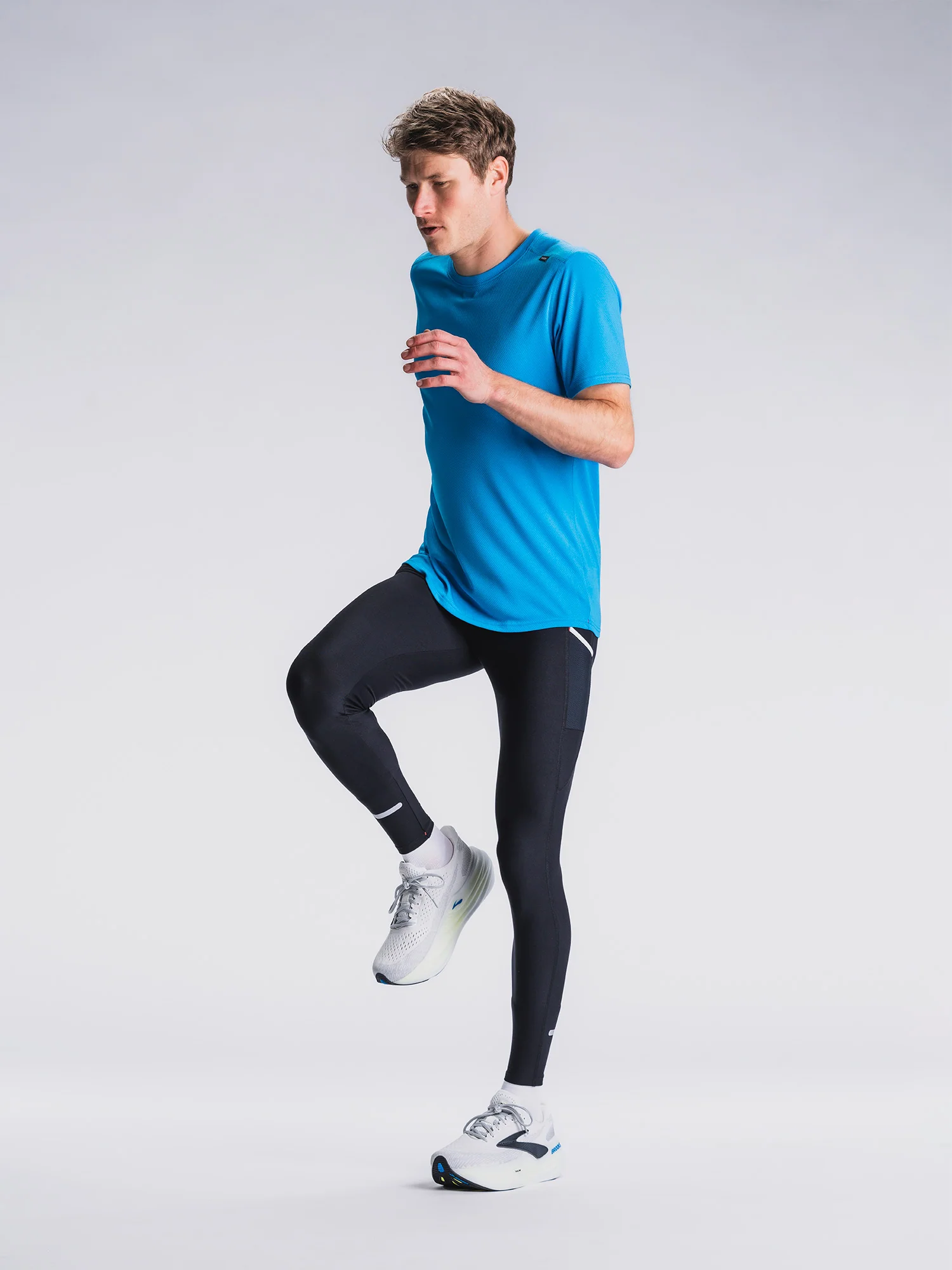 Mens TEMPO! ONE Run T-Shirt - Image 38