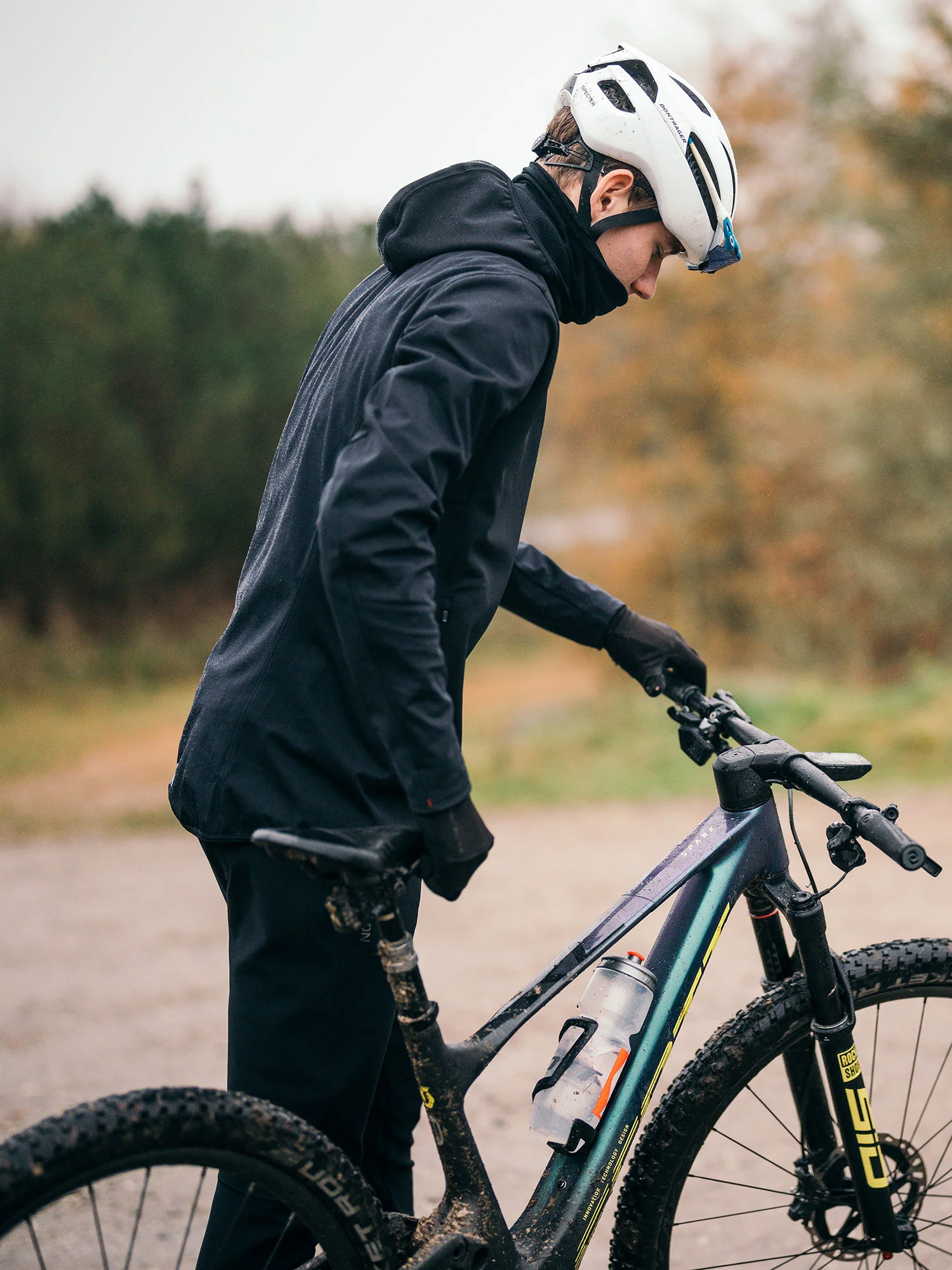 Mens Shelter Jacket - Image 6