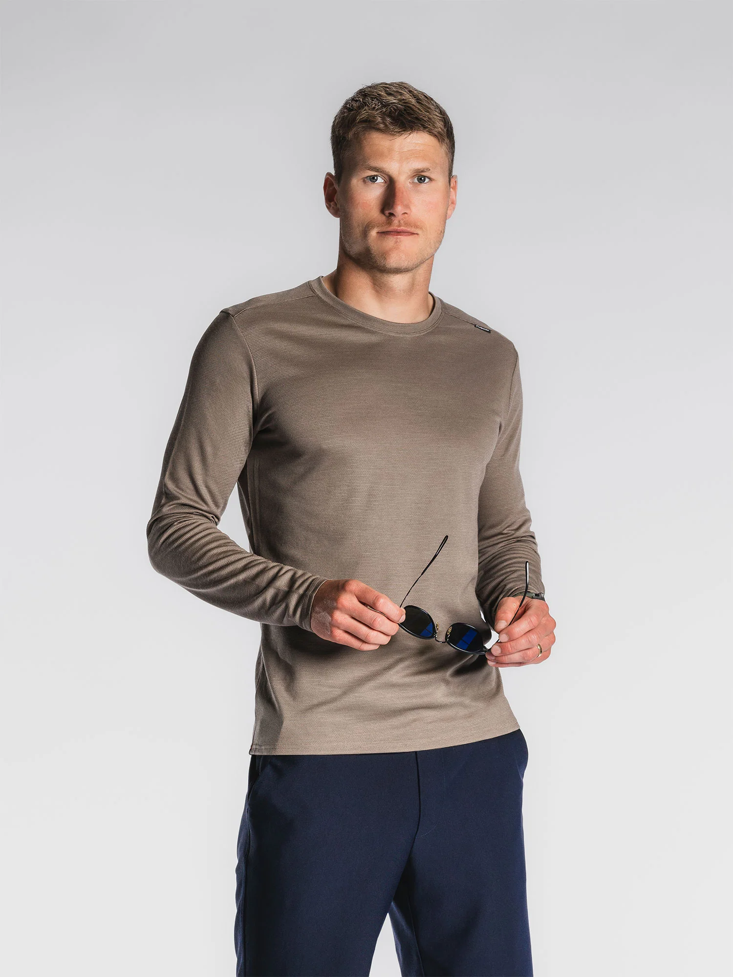 Mens Technical Merino 150 LS - Image 21