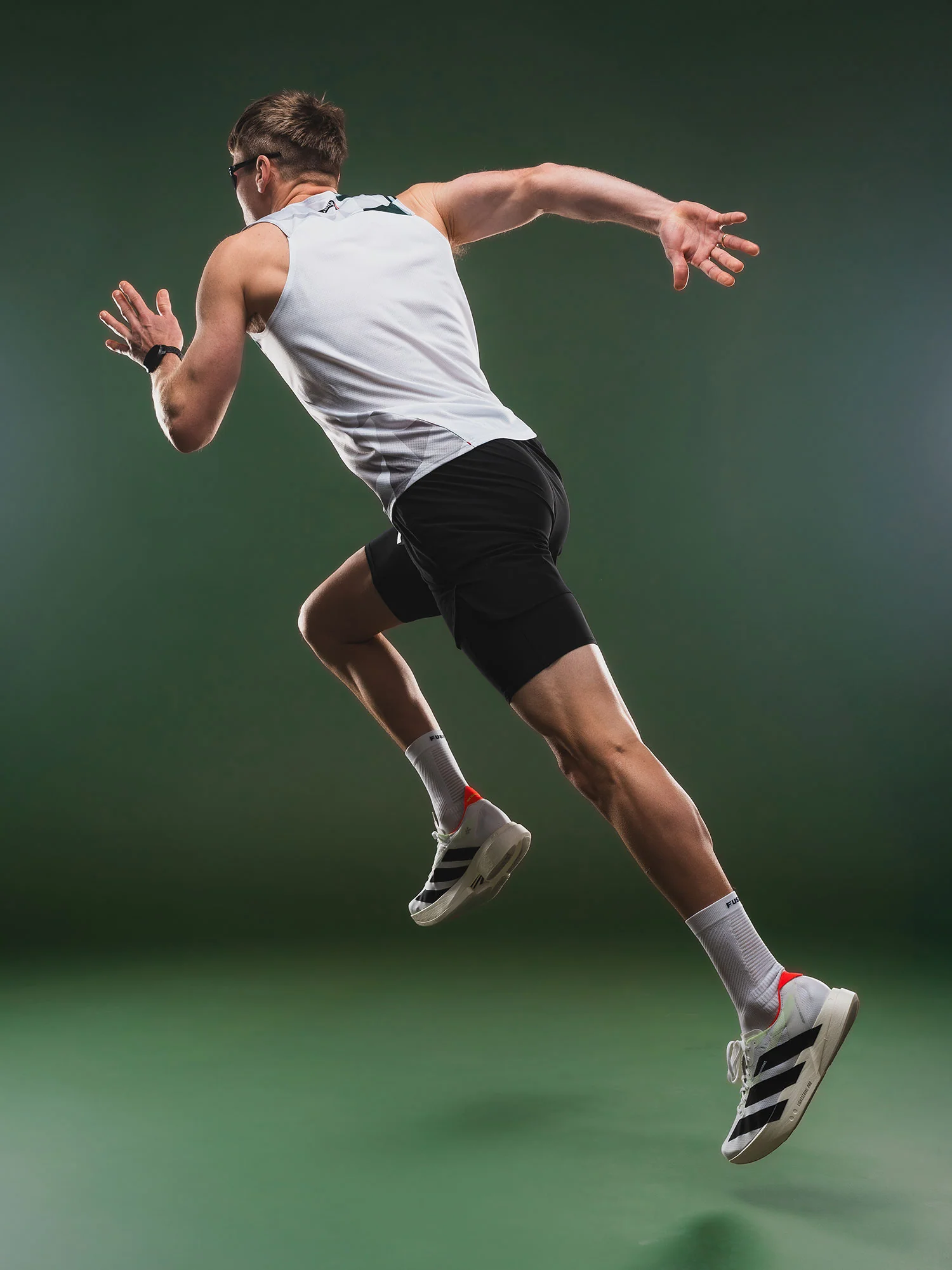 Mens TEMPO! ONE Run Shorts - Image 8