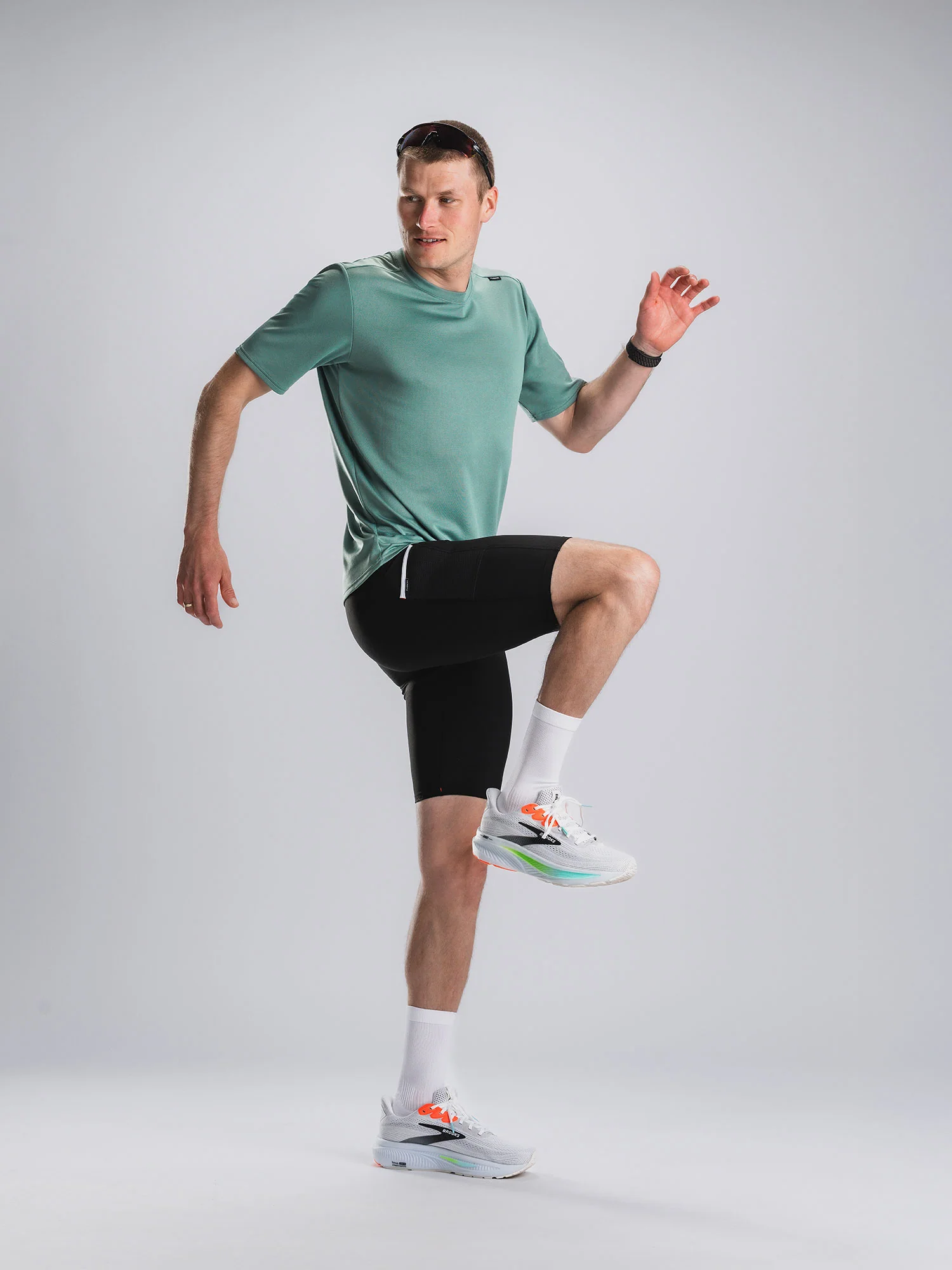 Mens TEMPO! TWO Run T-Shirt - Image 19