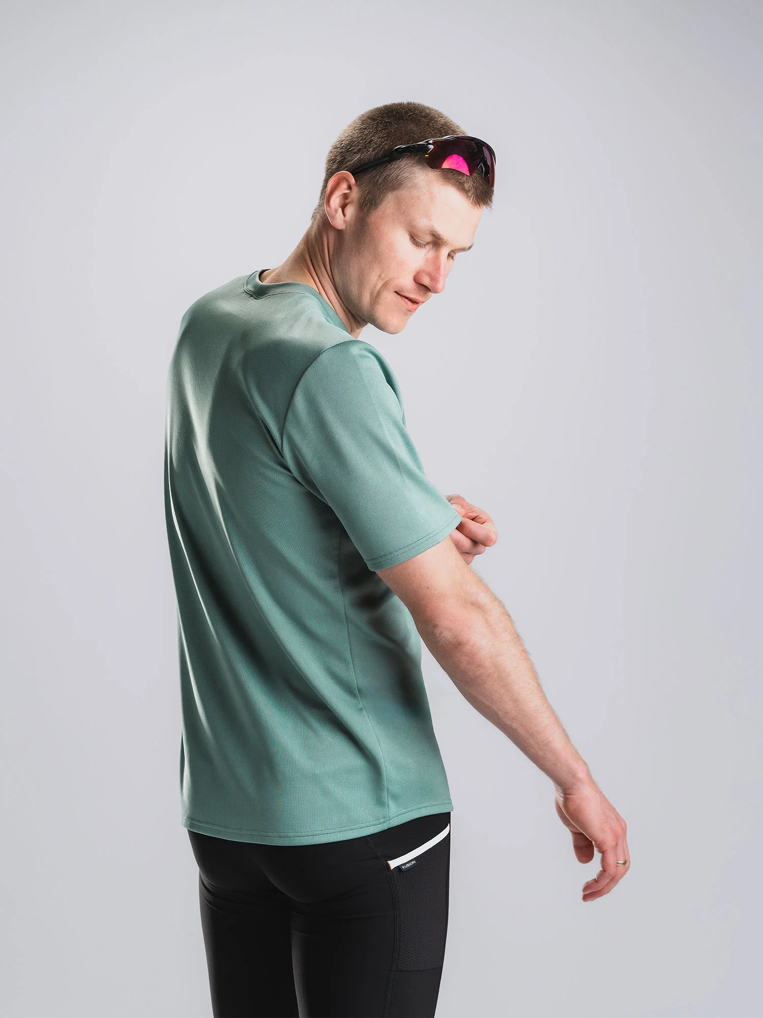 Mens TEMPO! TWO Run T-Shirt - Image 21