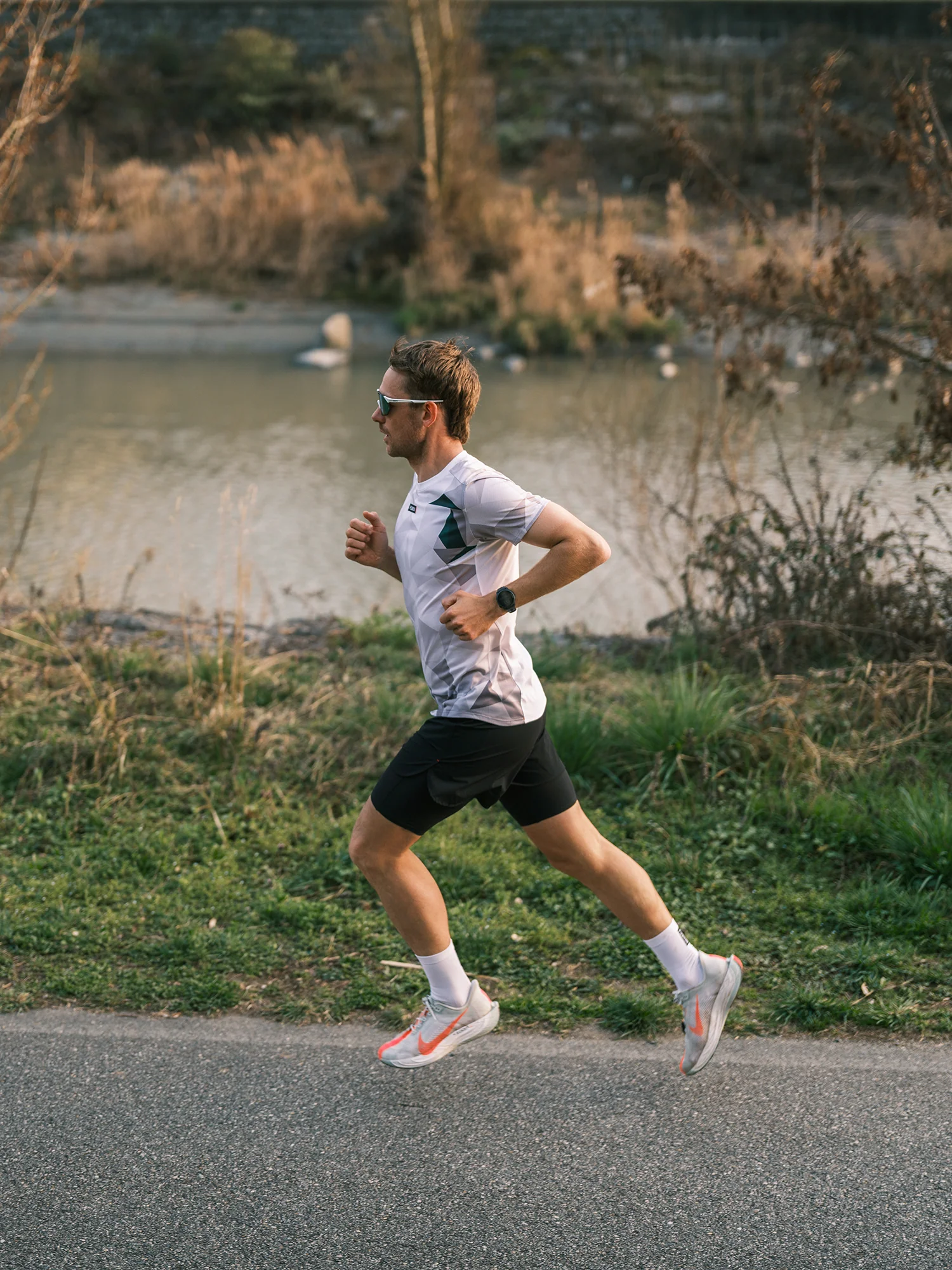 Mens TEMPO! PRO Run Shorts - Image 3