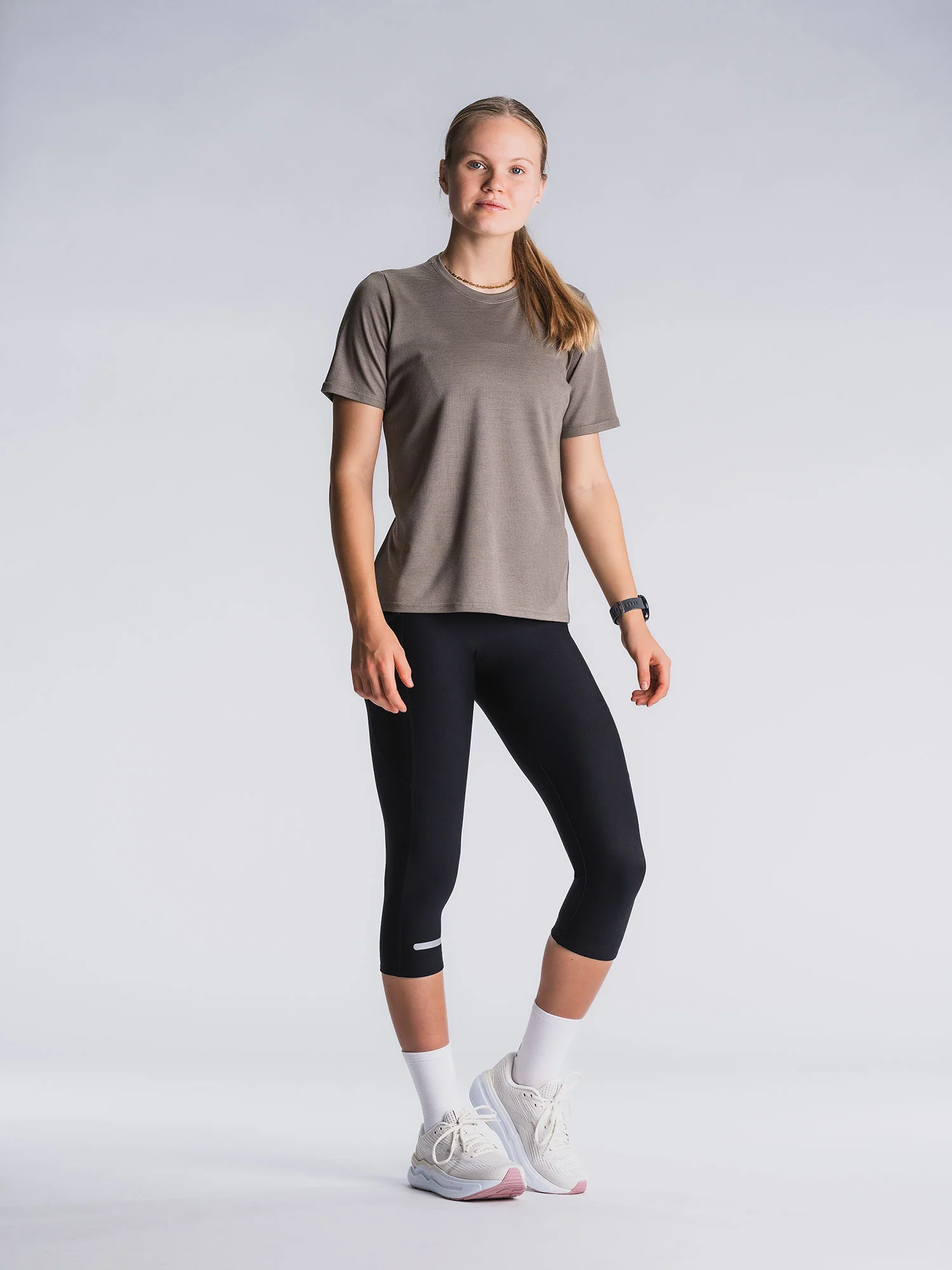Womens 3/4 Training Tights - Image 15