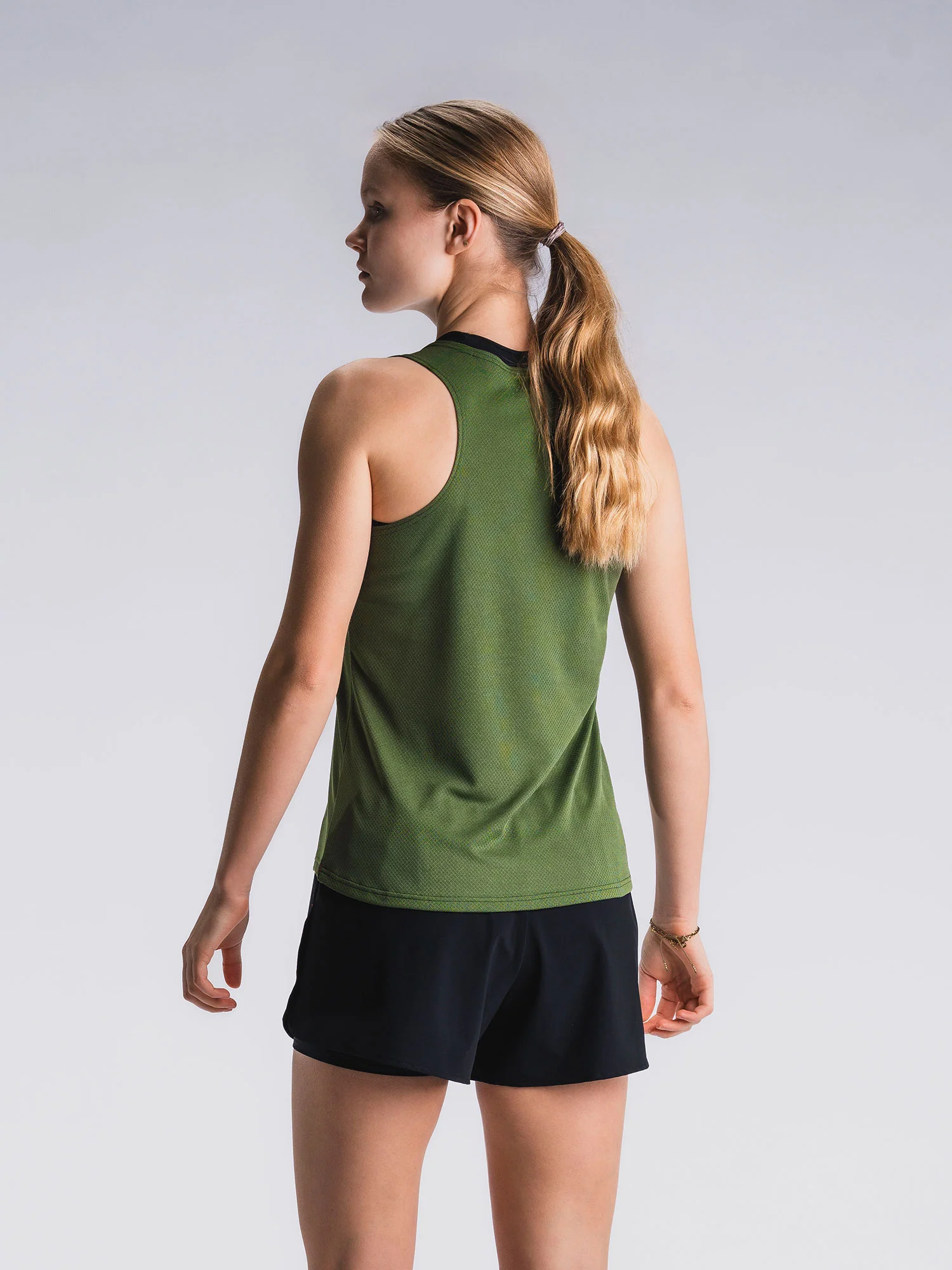 Womens TEMPO! ONE Run Singlet - Image 8