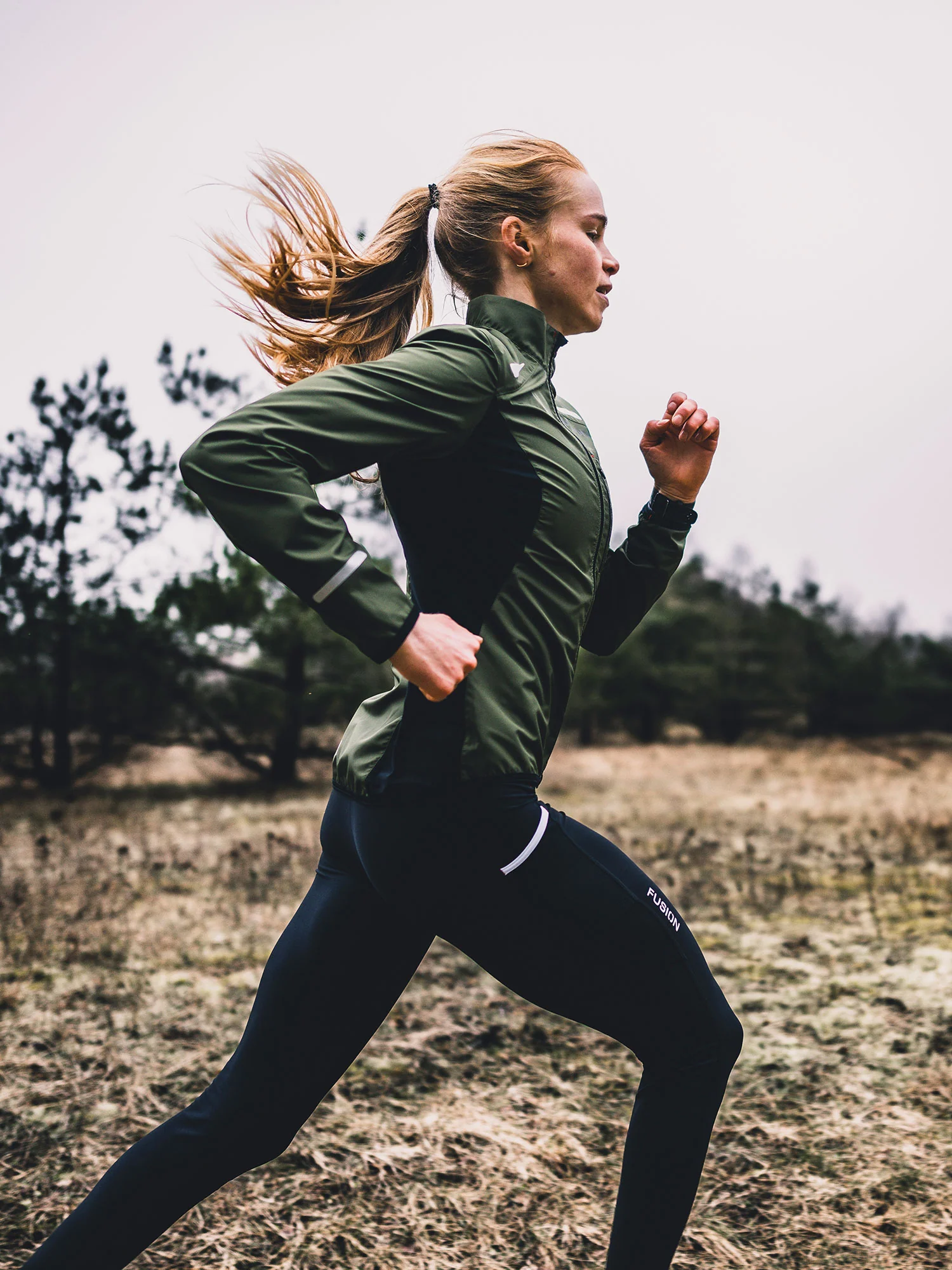 Womens S1 Run Jacket - Image 17