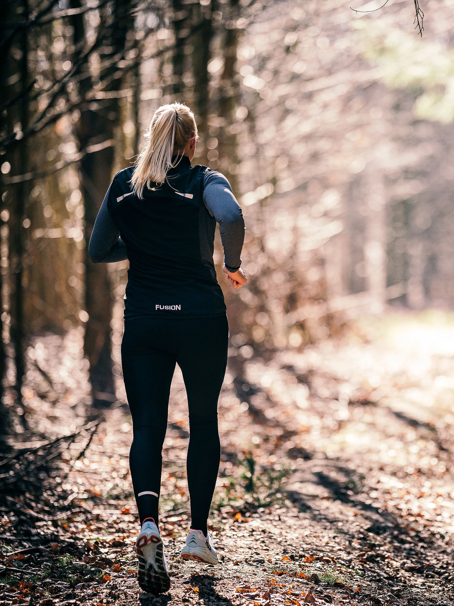 Womens S1 Run Vest - Image 5