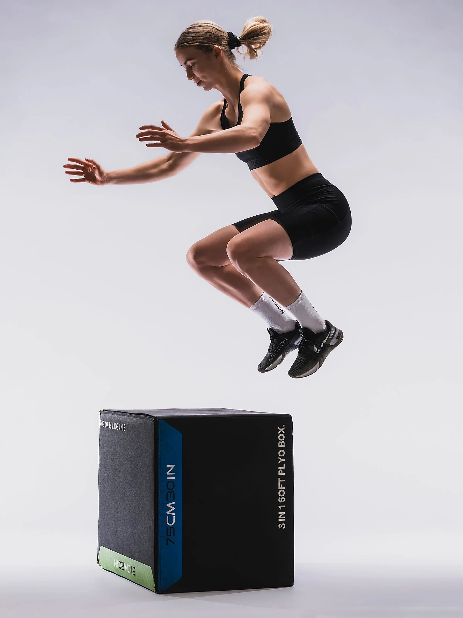 Womens Short Gym Tights - Image 16