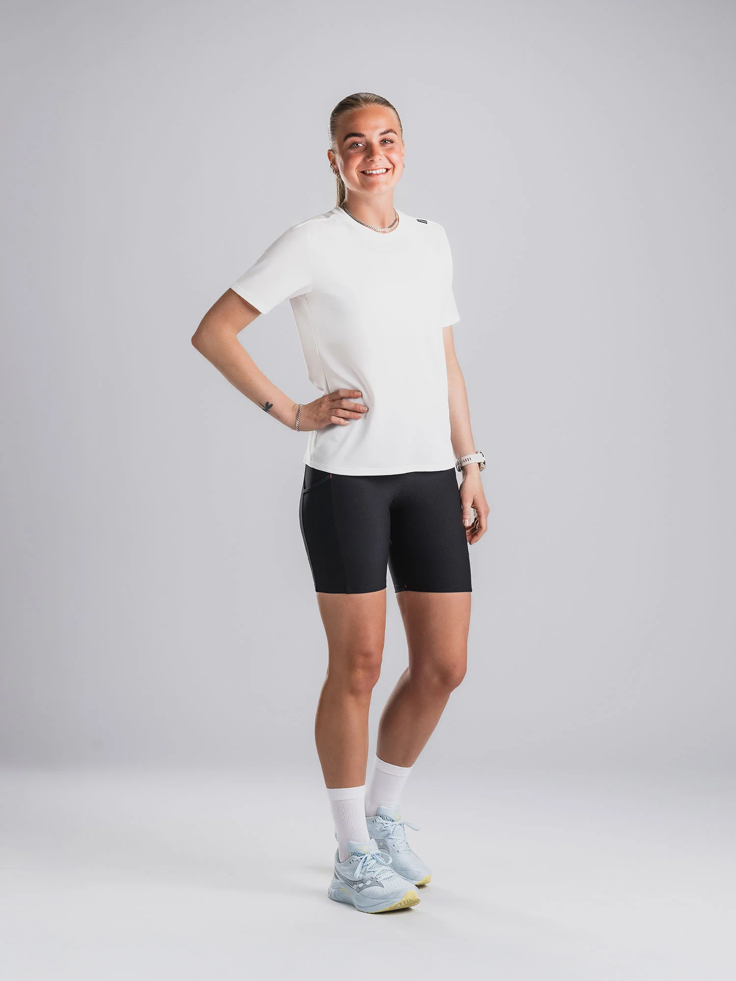 Womens TEMPO! TWO Run T-Shirt - Image 22